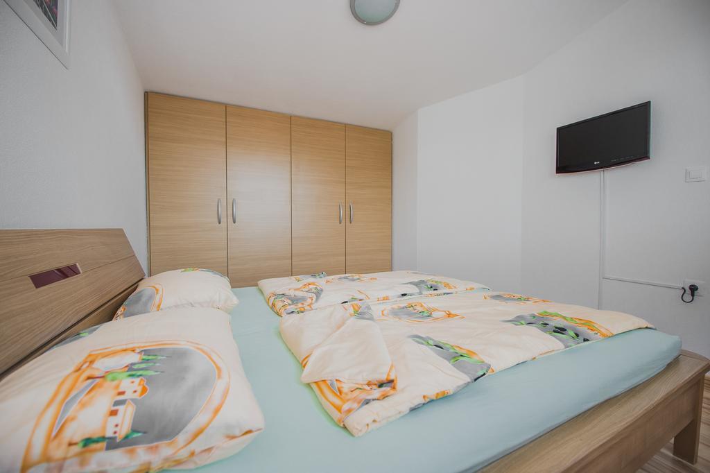 Apartments Villa Monique Rogoznica  Pokój zdjęcie