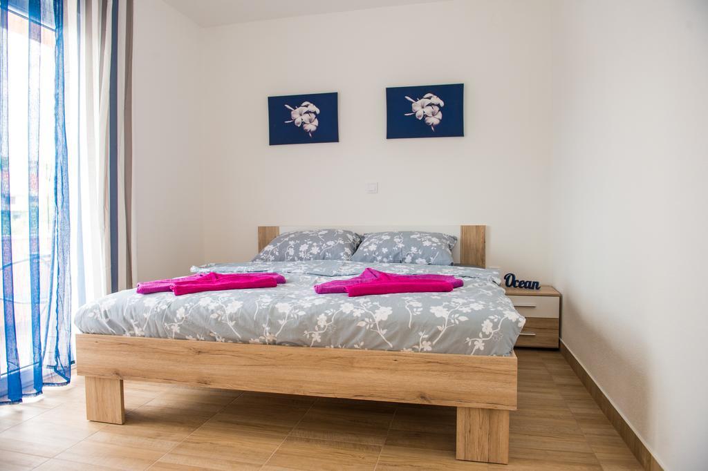 Apartments Villa Monique Rogoznica  Zewnętrze zdjęcie