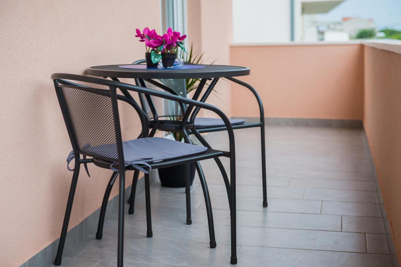 Apartments Villa Monique Rogoznica  Zewnętrze zdjęcie